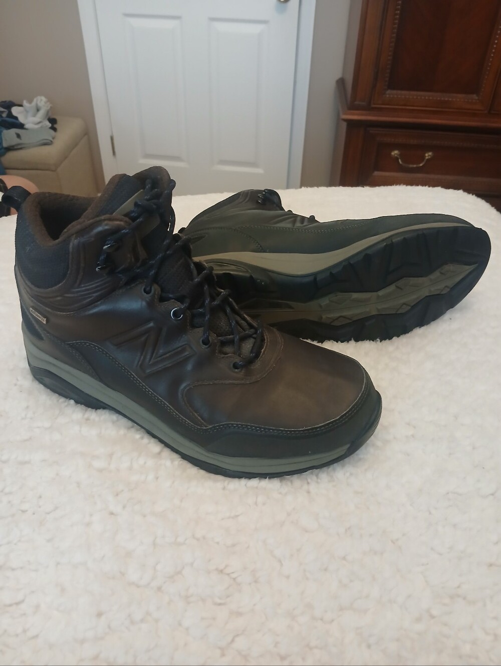 Mens New Balance 1400 Waterproof Boot Size 12 - Picture 2 of 5